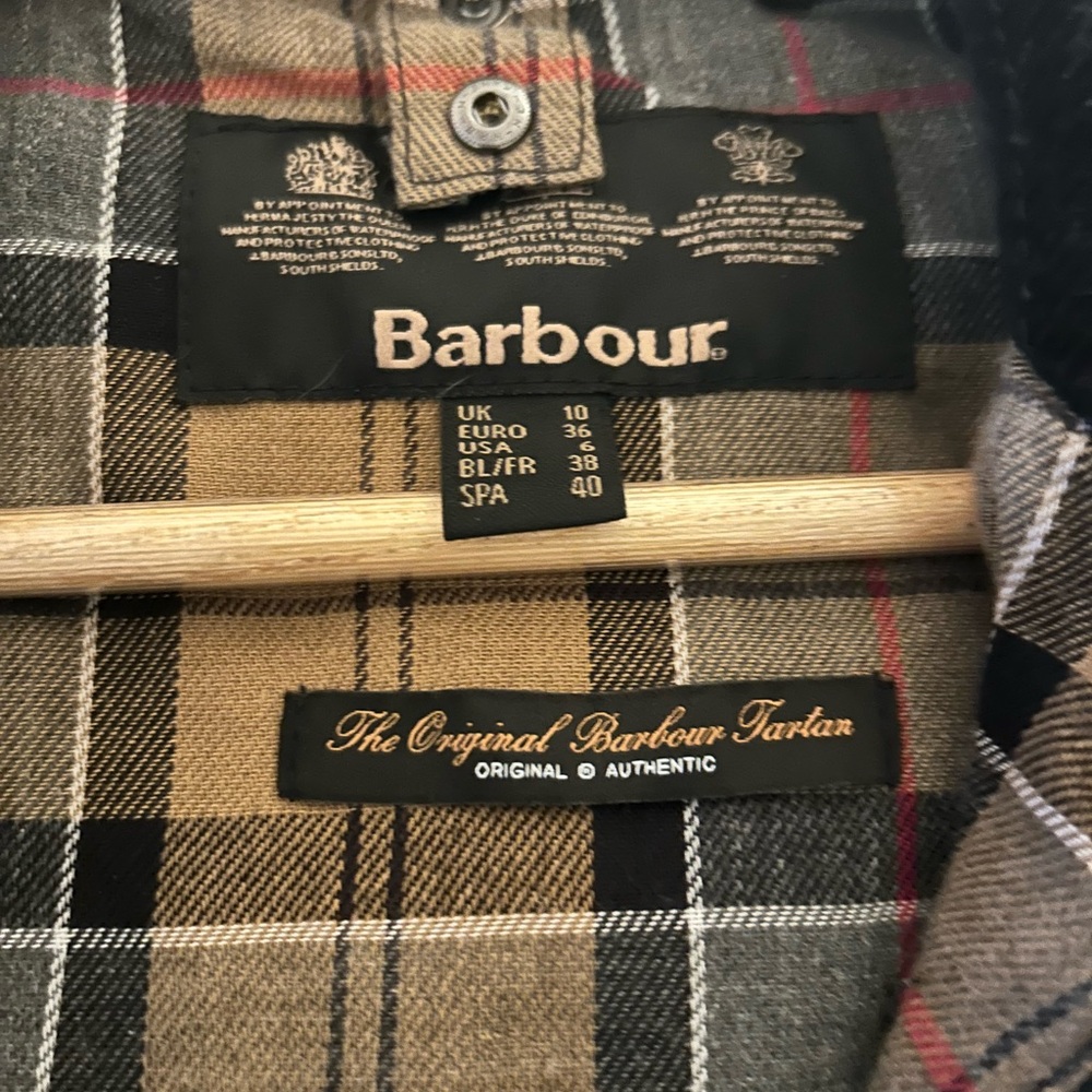 Barbour Navy Waxed Jacket - Picture 3 of 6